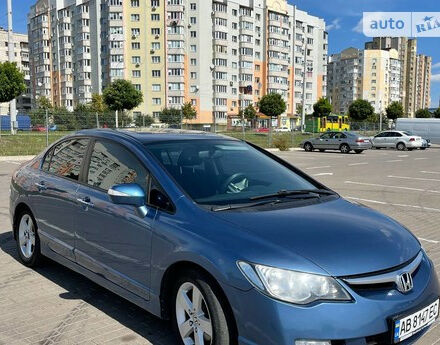 Фото на відгук з оцінкою 4.6   про авто Honda Civic 2008 року випуску від автора “Роман” з текстом: В машине практически нечему ламаться. Если нормально и вовремя обслуживать этот автомобиль , то о...