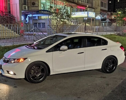 Honda Civic 2012 года