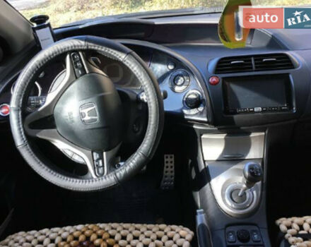 Honda Civic 2008 года - Фото 2 авто