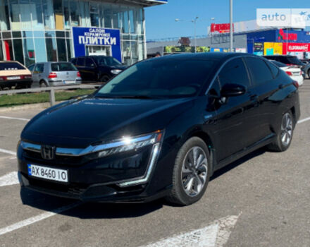 Фото на відгук з оцінкою 5   про авто Honda Clarity 2018 року випуску від автора “Андрей” з текстом: Отличный автомобиль на все случаи жизни, езда в городе с запасом хода в 100 км на электричестве, ...