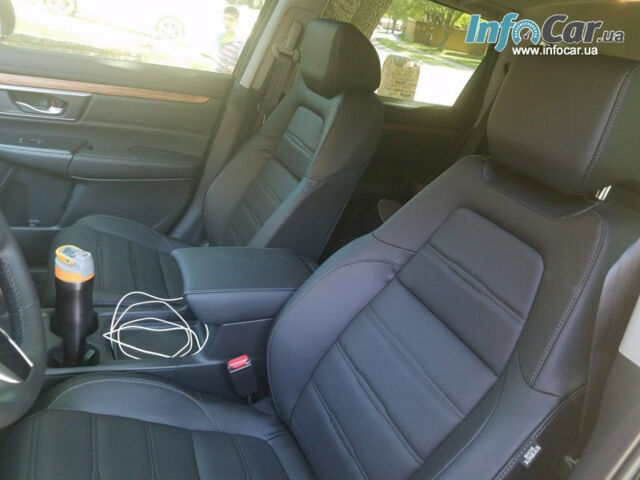 Honda CR-V 2017 года