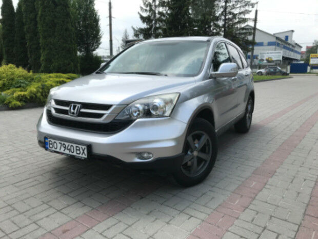 Хонда СРВ 2010 року Honda CR-V 2010 року