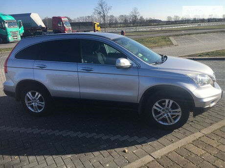 Honda CR-V 2010 року