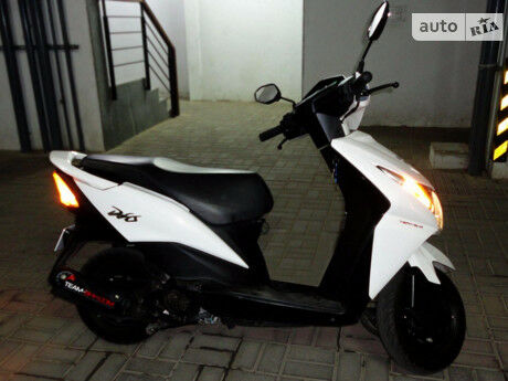 Хонда Дио 1999 года Honda Dio 1999 года