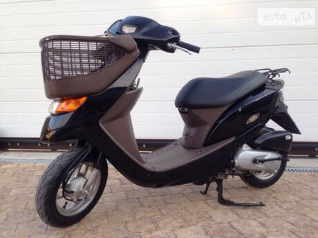 Хонда Дио 2005 року Honda Dio 2005 року