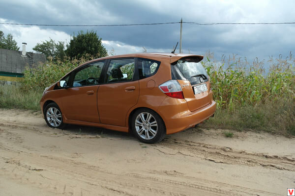 Honda FIT 2009 года