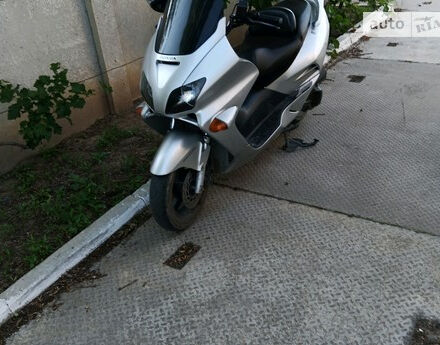 Honda Forza 2001 года