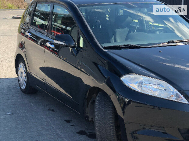 Хонда ФРВ 2006 року Honda FR-V 2006 року