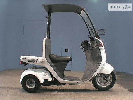 Хонда Гуро 2003 року Honda Gyro 2003 року