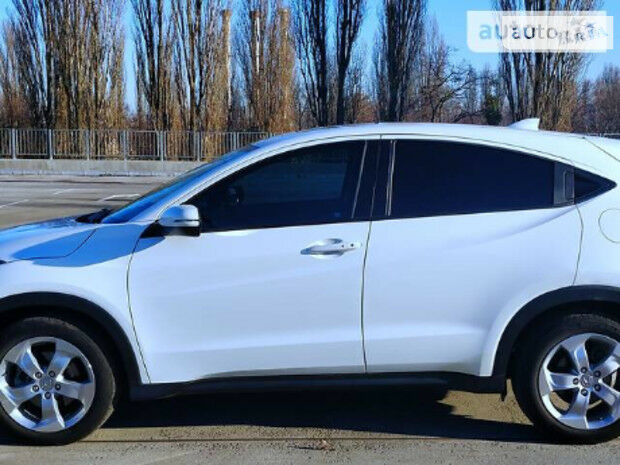 Honda HR-V 2016 року