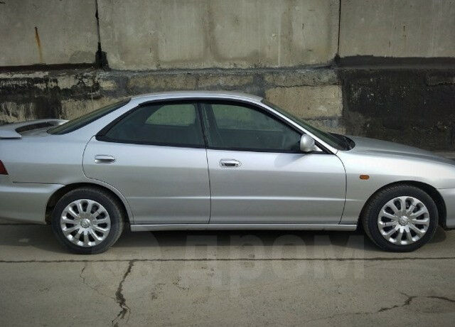 Honda Integra 2000 року