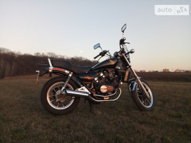 Honda Magna 1984 року