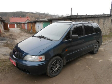 Honda Shuttle 1999 року