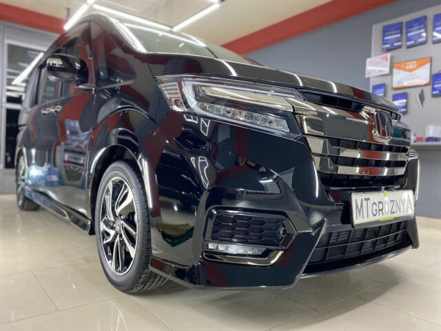 Honda StepWGN 2017 года