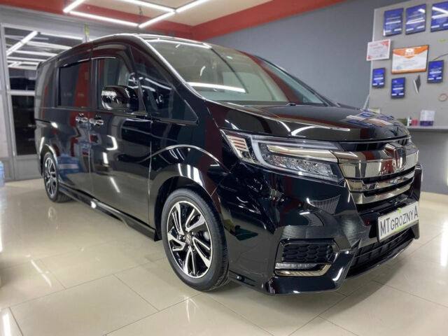 Honda StepWGN 2017 года