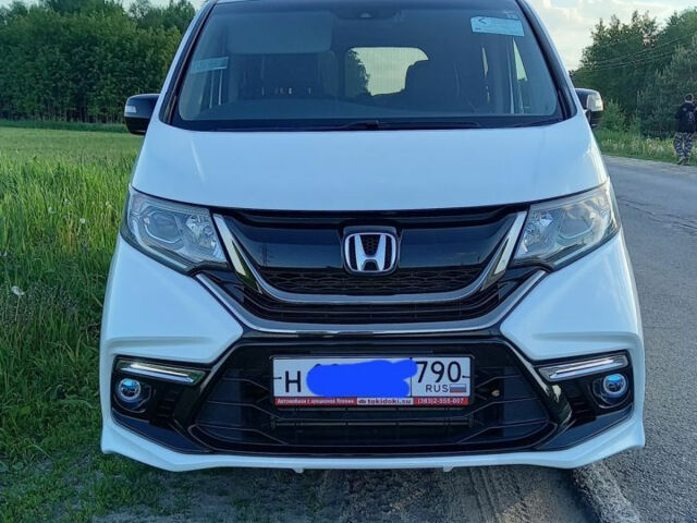 Honda StepWGN 2017 года