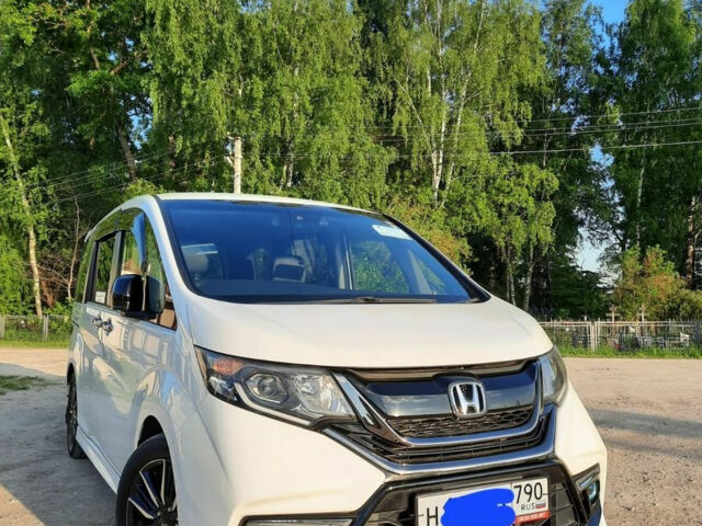 Honda StepWGN 2017 года