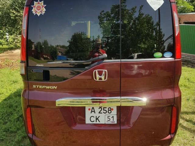 Honda StepWGN 2015 года