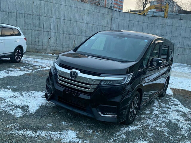 Honda StepWGN 2018 года