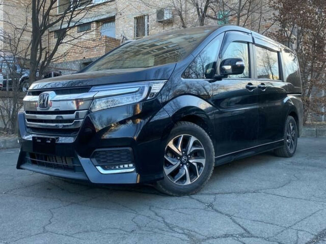 Honda StepWGN 2018 года