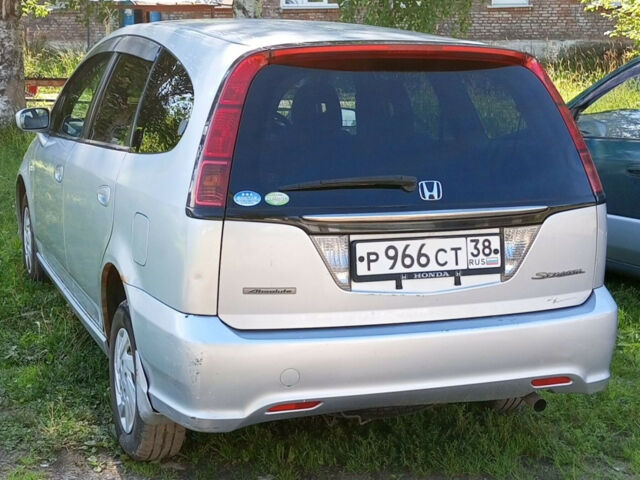 Honda Stream 2004 года