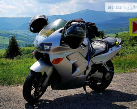 Honda VFR 800 2001 года - Фото 2 авто