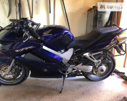 Honda VFR 800 2004 года - Фото 1 авто