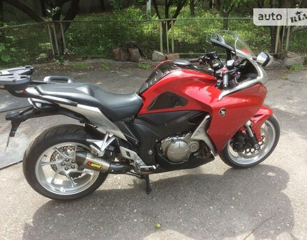 Honda VFR 2003 года