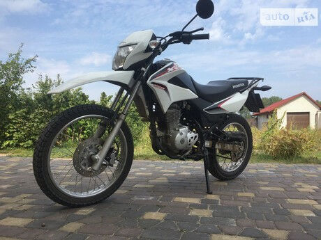 Хонда КСР 2014 року Honda XR 2014 року