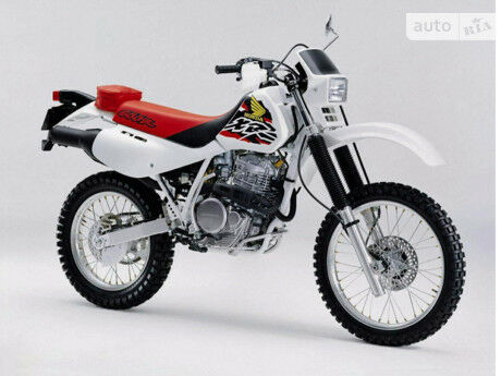 Хонда КСР 2016 року Honda XR 2016 року