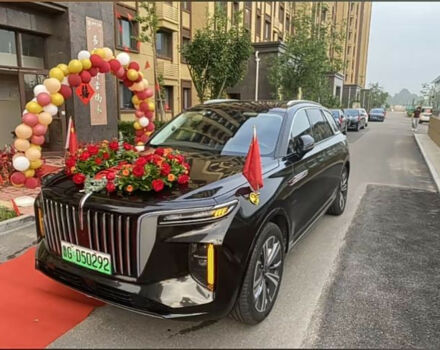 Hongqi E-HS9 2023 года