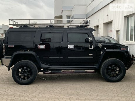 Hummer H2 2004 року