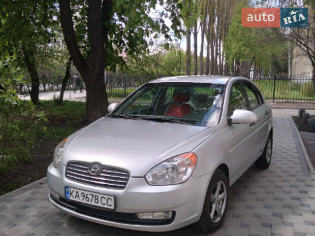 Hyundai Accent 2008 року