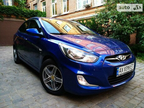 Хендай Акцент 2011 року Hyundai Accent 2011 року
