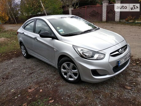 Hyundai Accent 2011 года