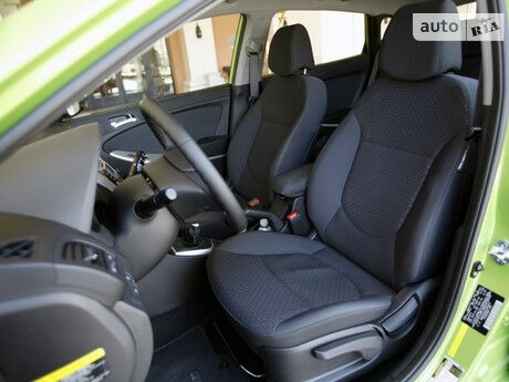 Хендай Акцент 2006 года Hyundai Accent 2006 года