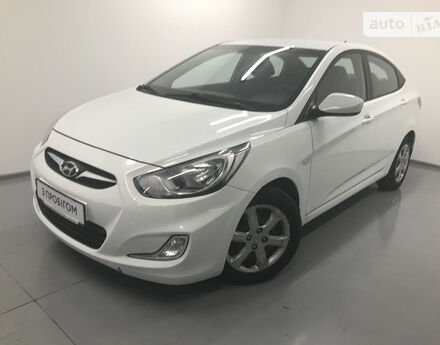 Hyundai Accent 2012 року