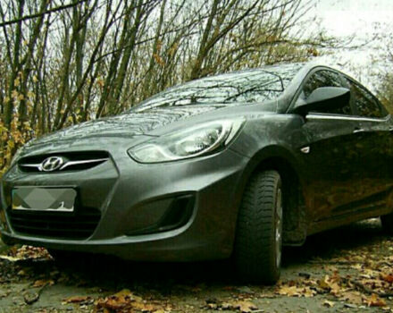 Hyundai Accent 2011 року