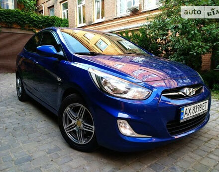 Hyundai Accent 2011 року