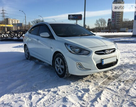 Hyundai Accent 2012 года