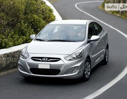 Hyundai Accent 2011 года