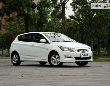 Hyundai Accent 2000 року