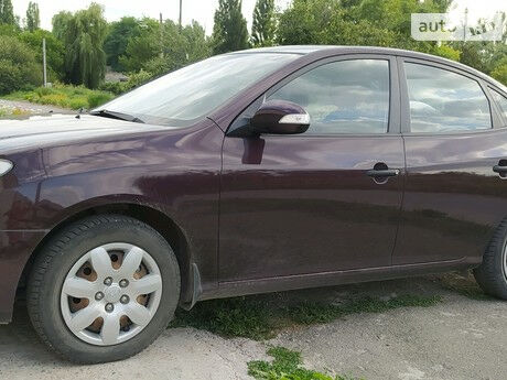 Hyundai Elantra 2010 года