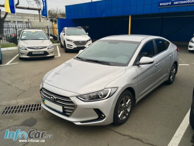 Hyundai Elantra 2016 року