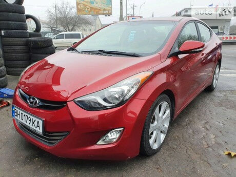 Hyundai Elantra 2012 года