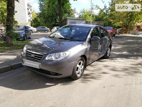 Hyundai Elantra 2009 года