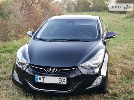 Хендай Элантра 2012 года Hyundai Elantra 2012 года