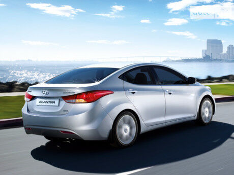 Hyundai Elantra 2014 года