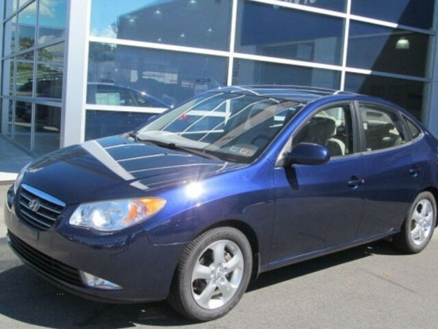 Хендай Элантра 2008 року Hyundai Elantra 2008 року