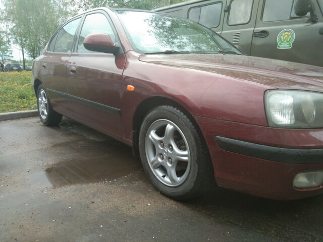 Хендай Элантра 2001 року Hyundai Elantra 2001 року